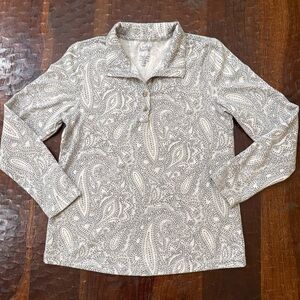 Croft & Barrow White and Gray Paisley Patterned Long Sleeve Collared Shirt